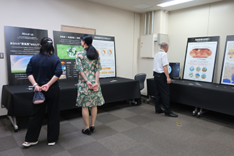 Internal exposition organized by the Subcommittee on Climate Change